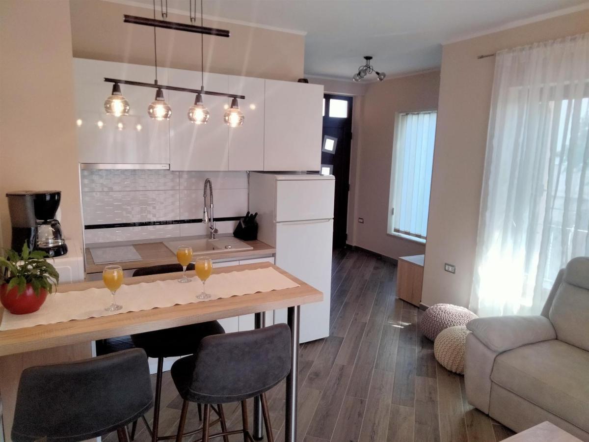 Apartment Ecio Vinkuran Esterno foto