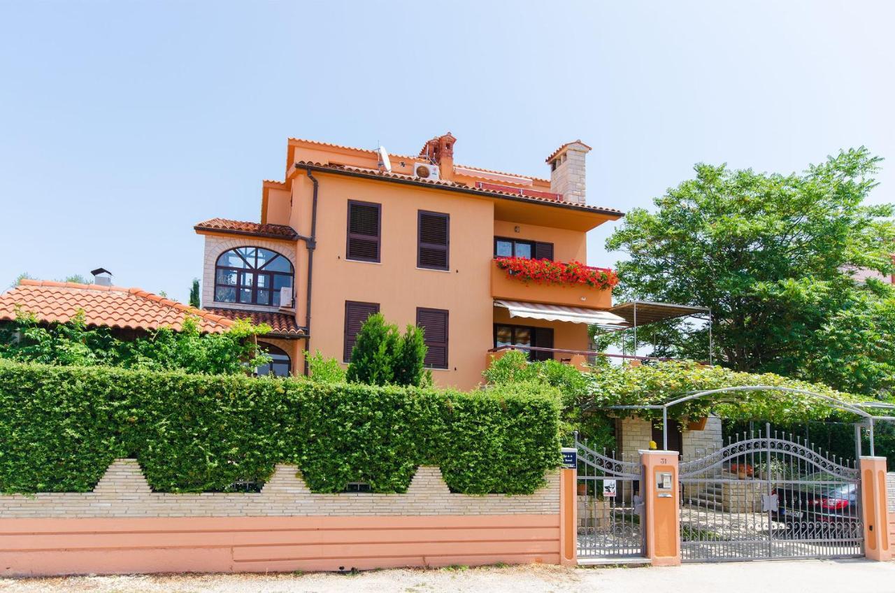Apartment Ecio Vinkuran Esterno foto
